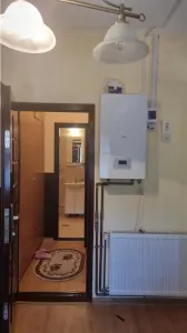 Casa si anexa de 20 mp, Babeni - foto 2