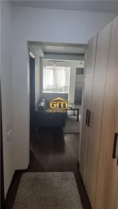 Apartament 3 camere de vanzare - zonă centrală, mobilat și utilat. - foto 8