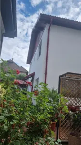 Casă P+E, mobilată, in zona Episcopie - foto 2