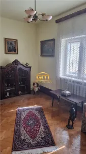 Casă de vanzare - Eleganță interbelică in centrul Ramnicului Valcea - foto 9