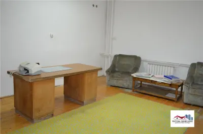 Spatiu Ideal  pentru Birouri de Inchiriat in Zona Centrala - foto 5