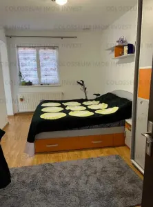 Apartament 4 camere, decomandat - zona Sanpetru - foto 2