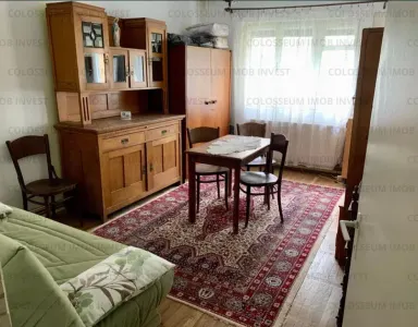 Garsoniera decomandata - zona Astra - Brasov