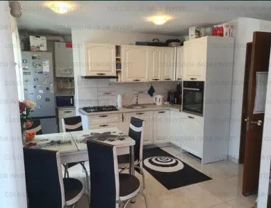 Apartament 4 camere, decomandate - zona Noua - foto 3