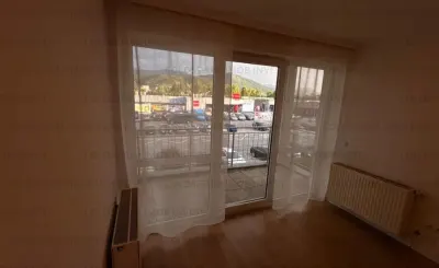 Apartament 3 camere, decomandat - zona Avantgarden - foto 4