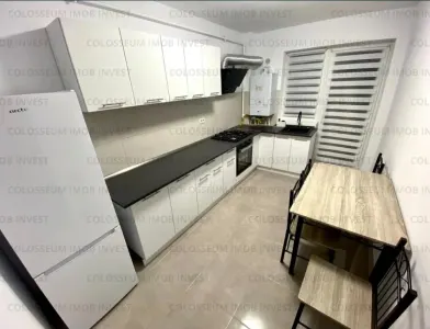 Apartament 2 camere, decomandat - zona Sanpetru - foto 3