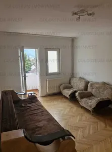 Apartament 2 camere, decomandat - zona Tractorul - Brasov