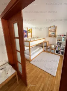 Apartament 4 camere, semidecomandat - zona Tractorul - foto 9