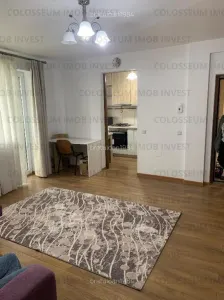 Apartament 2 camere, semidecomandat - zona Tractorul - foto 2