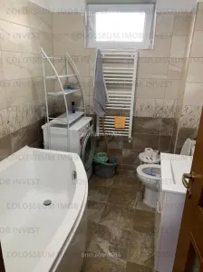 Apartament 2 camere, semidecomandat - zona Tractorul - foto 6
