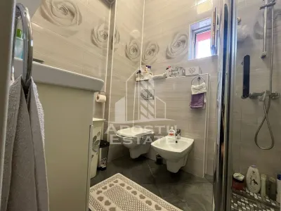 Casa individuala cu 4 camere, 729 mp teren, zona Elisabetin - foto 13