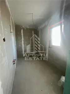 Duplex cu 4 camere, dressing si 3 bai. Toate utilitatile, la asfalt. - foto 17