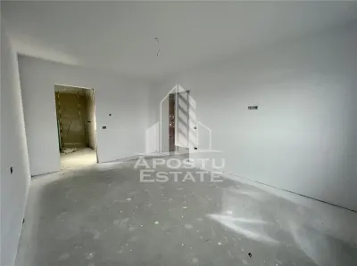 Duplex cu 4 camere, dressing si 3 bai. Toate utilitatile, la asfalt. - foto 10