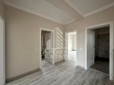 Locuinte la cheie despartite prin garaj Giroc - foto 11