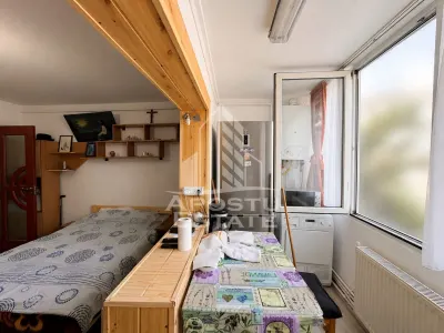 Apartament 2 camere, centrala proprie, mobilat si utilat, Soarelui - foto 4