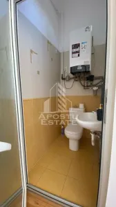 SAD cu 3 camere + spatiu comercial la demisol, - foto 8
