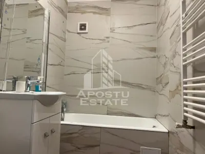 Apartament cu 4 camere, 2 bai in Piata Unirii, Timisoara - foto 9
