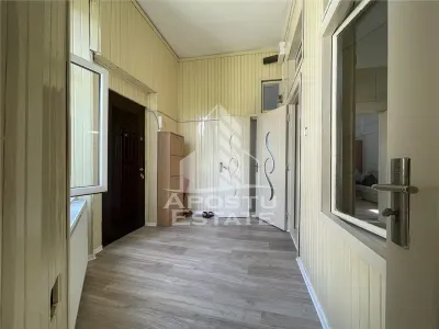 Apartament spatios patru camere Colegiul Banatean - foto 6