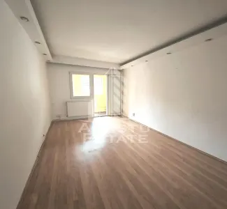 Apartament de vanzare cu 2 camere, decomandat, centrala proprie, Torontalului - foto 4