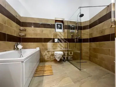 Apartament cu 4 camere 180mp loc de parcare zona centrala - foto 13
