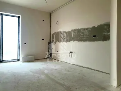 Apartament cu 1 camera, bucatarie inchisa in zona Unitatii Militare - foto 3
