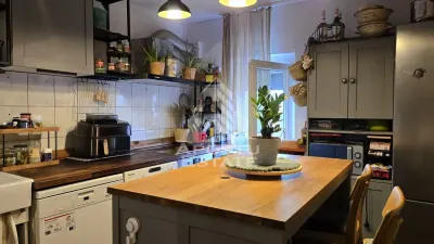 Apartament de vanzare cu 3 camere, mobilat si utilat, zona Bucovina - foto 5