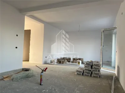 Duplex cu 4 camere pe parter, in Sanandrei - Sanandrei
