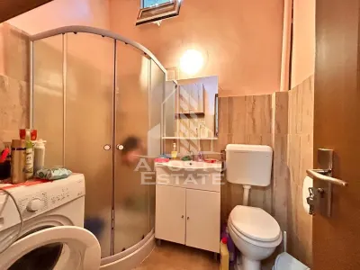 Apartament 2 camere, la curte comuna, pod mansardabil in zona Centrala - foto 7