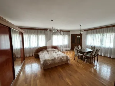 Vila unica, 520 utili, in inima judetului Caras-Severin - foto 11