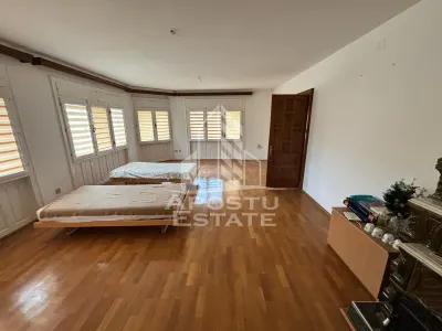 Vila unica, 520 utili, in inima judetului Caras-Severin - foto 9