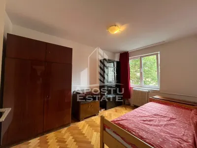 Apartament cu 3 camere, semidecomandat, etajul 2, zona Centrala - foto 3