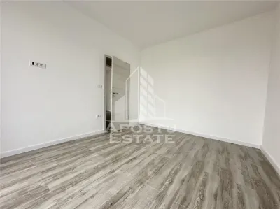 Apartament cu 2 camere, decomandat, bucatarie inchisa, terasa 13 mp - foto 5