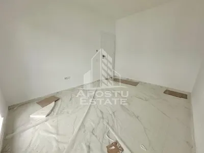Apartament tip penthouse cu 3 camere si terasa de 30 mp in Braytim - foto 3