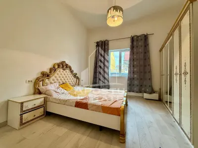 Apartament 2 camere,curte comuna,zona Lunei - foto 5
