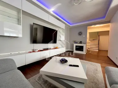 Apartament cu 5 camere pe doua nivele, zona Modern - foto 2