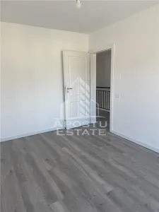 Duplex  in GHIRODA despartit prin camera tehnica ,toate urilitatiile. - foto 18