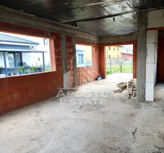 Vila, la rosu, de vanzare, in Sofronea, jud. Arad. - foto 6