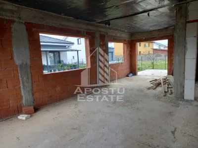 Vila, la rosu, de vanzare, in Sofronea, jud. Arad. - foto 7
