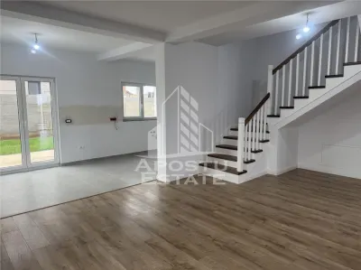 Duplex  despartit prin garaj si camera tehnica in Giarmata - foto 15