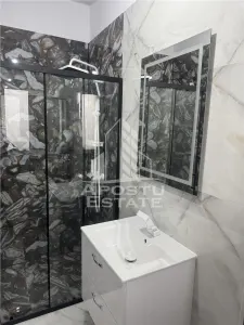 Duplex  despartit prin garaj si camera tehnica in Giarmata - foto 18
