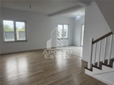 Duplex  despartit prin garaj si camera tehnica in Giarmata - foto 19