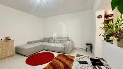 Apartament cu 3 camere, curte si boxa de vanzare, Zona Simion Barnutiu - foto 3