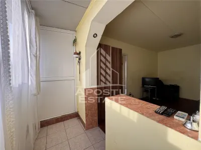 Apartament 2 camere , semidecomandat, 37mp utili, et.4/4, zona Sagului - foto 4