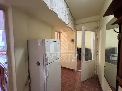 Apartament 2 camere , semidecomandat, 37mp utili, et.4/4, zona Sagului - foto 8
