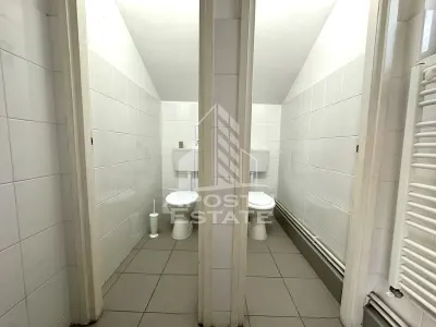Spatiu comercial modern, situat in zona Dambovita - foto 9
