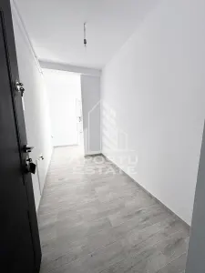 Apartament cu 2 camere decomandat bucatarie inchisa in zona Planetelor - foto 8