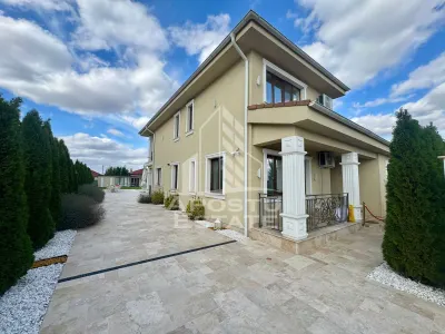 Vila de lux in Dumbravita - foto 3