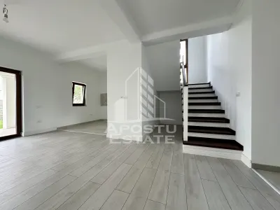 Jumatate de duplex de vanzare, despartit, Dumbravita - foto 4