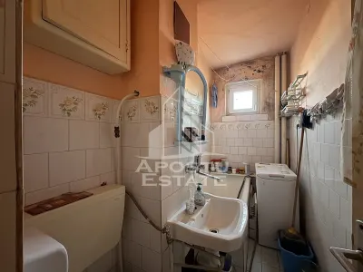 Apartament 2 camere , nedecomandat, 39mp utili, et.3/4, zona Blascovic - foto 6