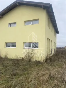 Duplex in zona Mosnita Veche la doar 2 minute de intrare in Timisoara - foto 2
